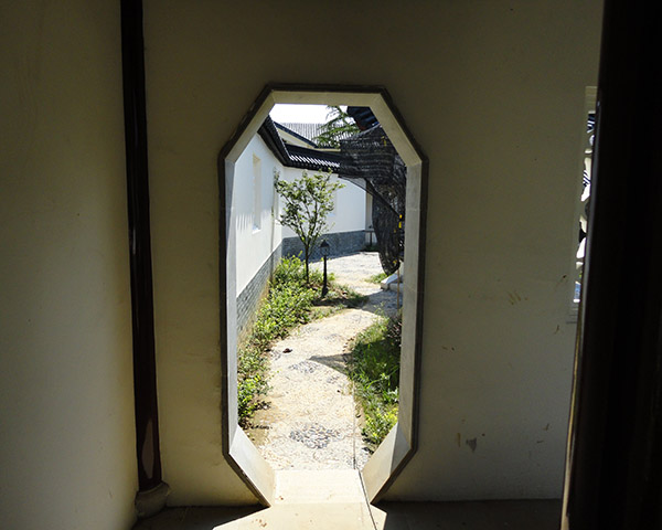 磚細(xì)門套